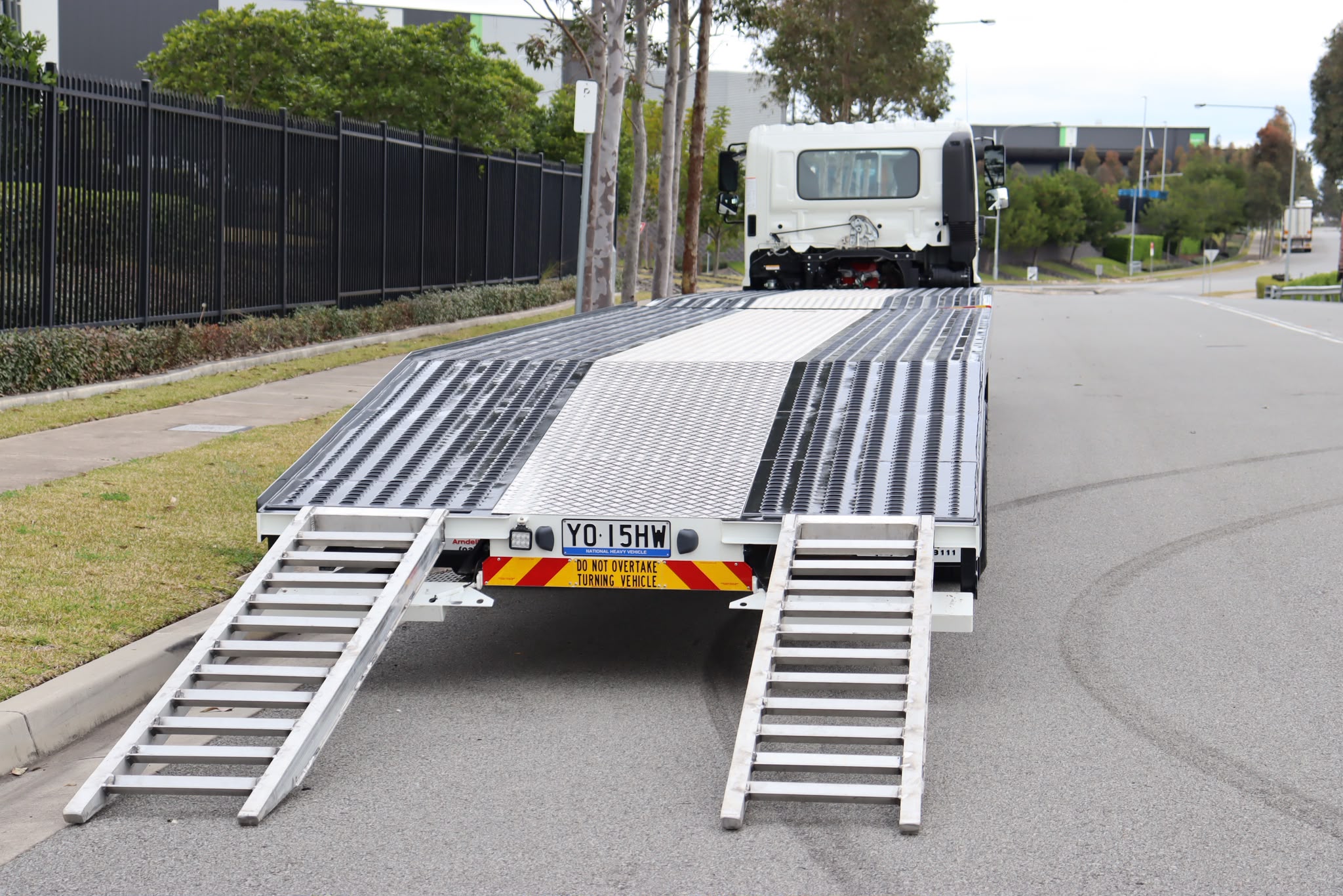 Multi-car trailer loading setup